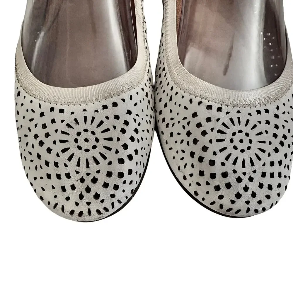 VIONIC Robyn White Laser Cut Lacy Leather Ballet Flats Shoes Fairy Feminine